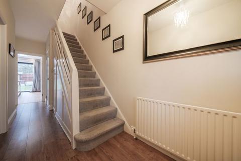 68 Sparrows Lane, London, SE9 2BT