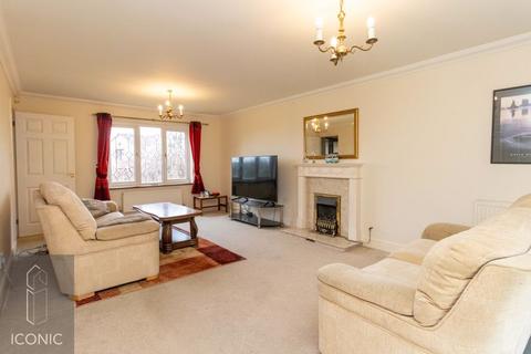 4 bedroom detached house for sale, Hinshalwood Way, Old Costessey, Norwich