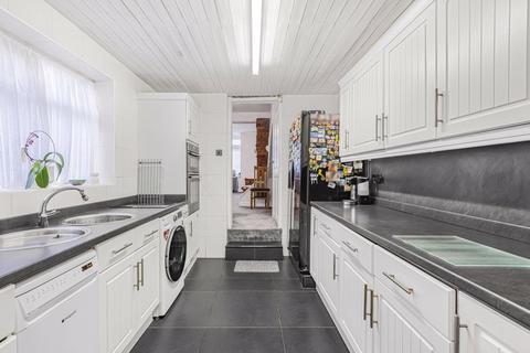 243 Upper Wickham Lane, Welling, DA16 3AP