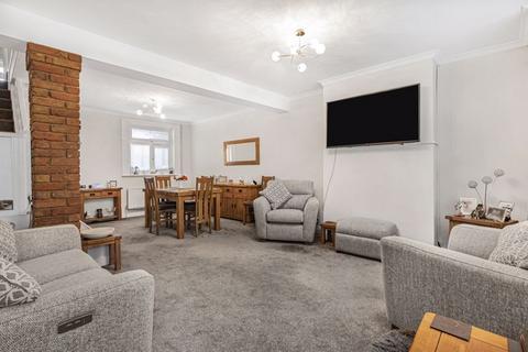 243 Upper Wickham Lane, Welling, DA16 3AP