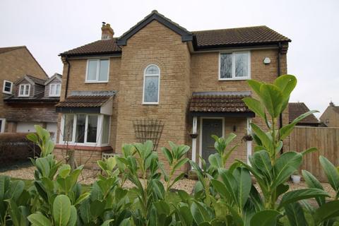 4 bedroom detached house to rent, Lavers Oak, Martock