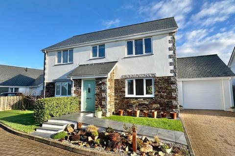 4 bedroom detached house for sale, Threemilestone, Truro