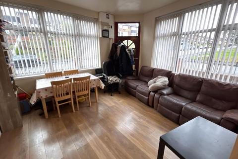 5 bedroom end of terrace house for sale, Stony Lane, Smethwick, Birmingham, B67 7BB