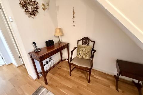 24 Dunchurch Crescent, Sutton Coldfield, B73 6QN