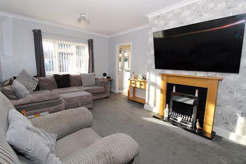 3 bedroom terraced house for sale, Lawley Close, Pelsall, WS4 1DB