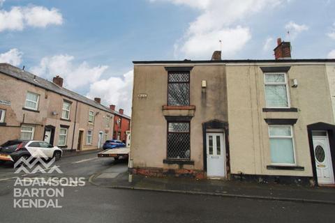 Wild Street, Heywood OL10