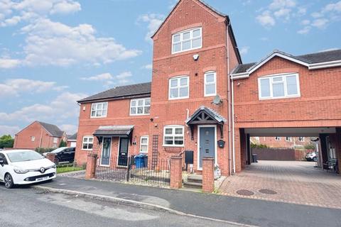 3 bedroom terraced house for sale, Gullick Way, Burntwood