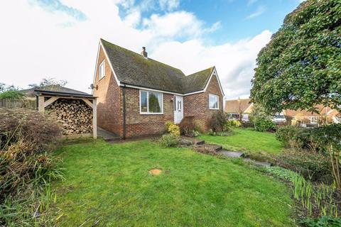 3 bedroom detached house for sale, Tolsford Close, Folkestone