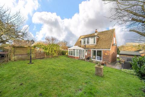 3 bedroom detached house for sale, Tolsford Close, Folkestone