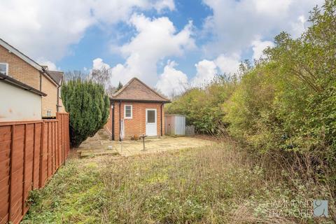 1 bedroom detached bungalow for sale, Dam Brigg, Banham