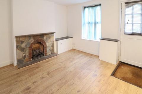 2 bedroom terraced house to rent, School Lane, Canterbury CT2