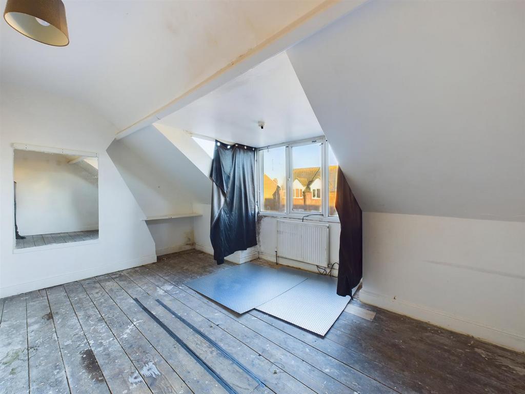 Bedroom: