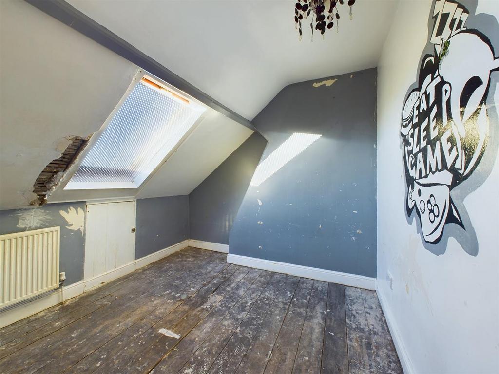 Bedroom: