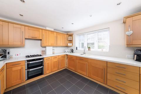 4 bedroom detached house for sale, Griffith Road, Banbury - Pristine property