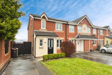 3 bedroom townhouse for sale, Axholme Court, Horwich