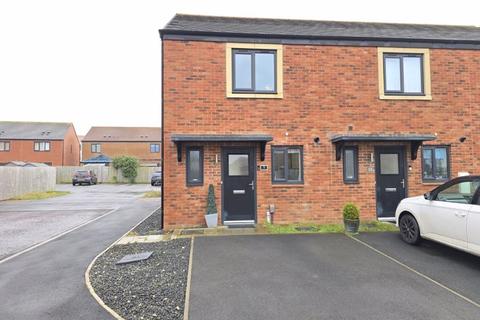 2 bedroom end of terrace house for sale, Heckington Close, Cramlington