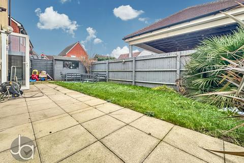 3 bedroom detached house for sale, Francis Gunn Close, Colchester