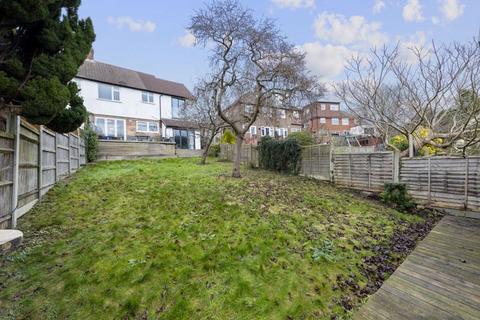 4 bedroom semi-detached house for sale, Hyde Road, Sanderstead