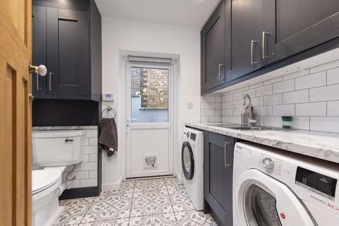 9 Hyde Road, South Croydon, CR2 9NR