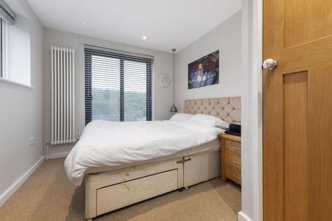 9 Hyde Road, South Croydon, CR2 9NR