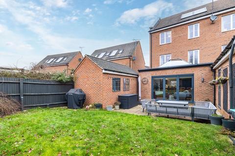 5 bedroom end of terrace house for sale, Greensand View, Woburn Sands, Milton Keynes