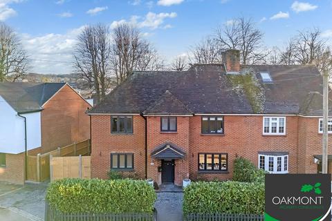 4 bedroom semi-detached house for sale, La Plata Grove, Brentwood