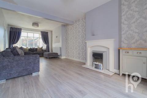 3 bedroom end of terrace house for sale, Harps Avenue, Sheerness ME12