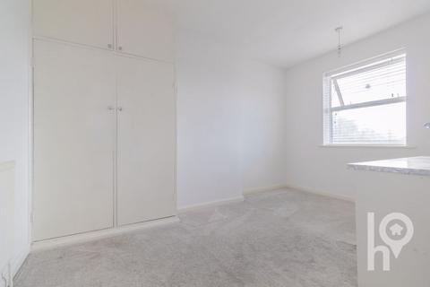 13 Harps Avenue, Minster On Sea, Sheerness, ME12 3PF