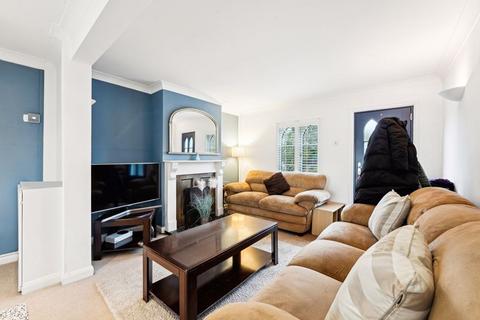 61 Rushett Close, Thames Ditton, KT7 0UT