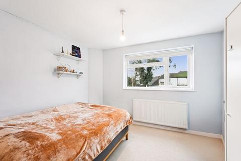 61 Rushett Close, Thames Ditton, KT7 0UT