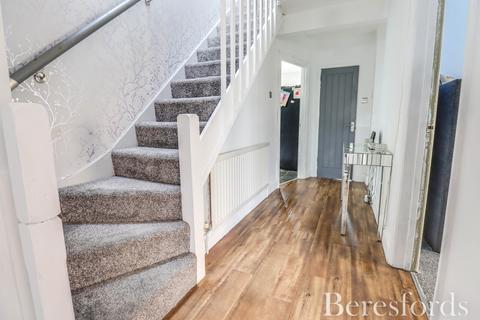 41 Mascalls Lane, Brentwood, CM14 5LR