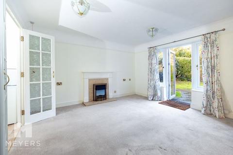 1 bedroom flat for sale, Cottage Mews|Christchurch Road|BH24