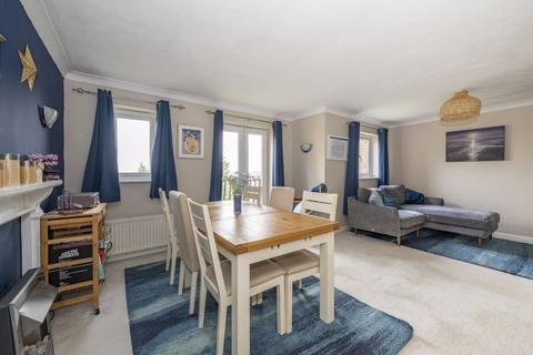 2 bedroom apartment for sale, Eridge Road, Crowborough