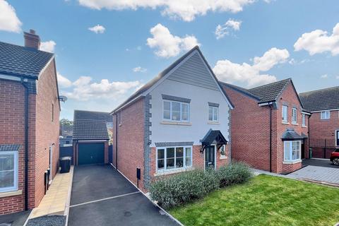 3 bedroom detached house for sale, Suffolk Way, Worcester WR3