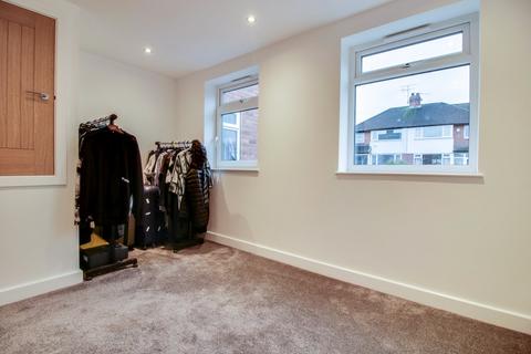 1a Birfed Crescent, Leeds, LS4 2QF