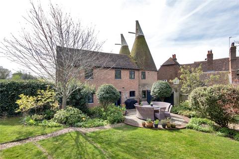 4 bedroom detached house for sale, Heaverham Road, Sevenoaks, Kent, TN15