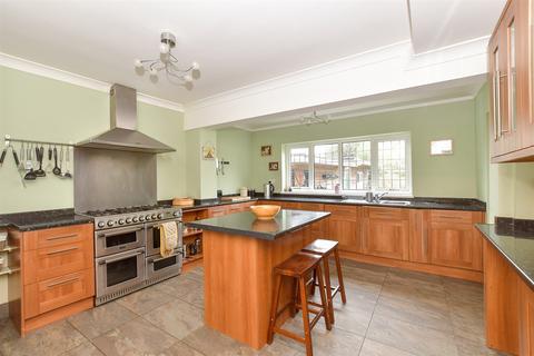 4 bedroom detached house for sale, Stockbridge Road, Chichester, West Sussex