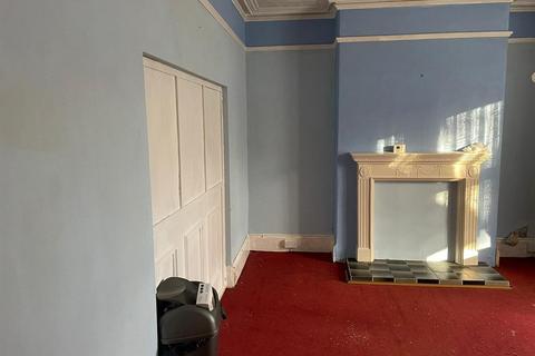 3 bedroom house to rent, Butts Road, Walsall