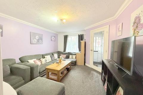 3 bedroom link detached house for sale, Lorimer Close, Bushmead, Luton, Bedfordshire, LU2 7RL