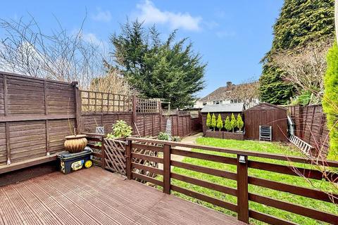 53 Benhurst Gardens, South Croydon, CR2 8NY