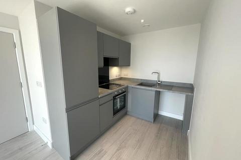 1 bedroom apartment to rent, Salford M5