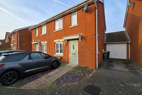 3 bedroom semi-detached house for sale, Havengore Close, Wakering, Essex, SS3 0PH