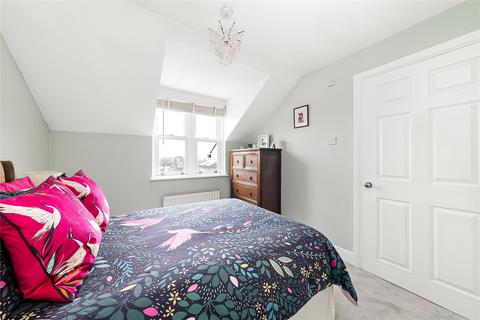 4 bedroom semi-detached house for sale, Turkey Oak Close, London, SE19