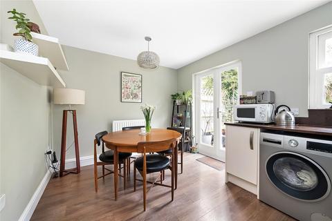 18 Turkey Oak Close, London, SE19 2NZ