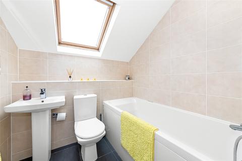18 Turkey Oak Close, London, SE19 2NZ