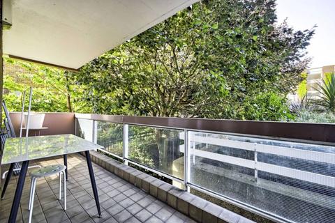 3 bedroom apartment for sale, Flat 62 Rosebank, Holyport Road, London, SW6 6LJ