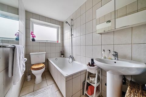 95 Glebe Lane, Harrow, HA3 9JX