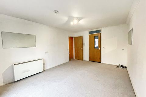 2 bedroom flat for sale, Bowes Close, Sidcup, DA15