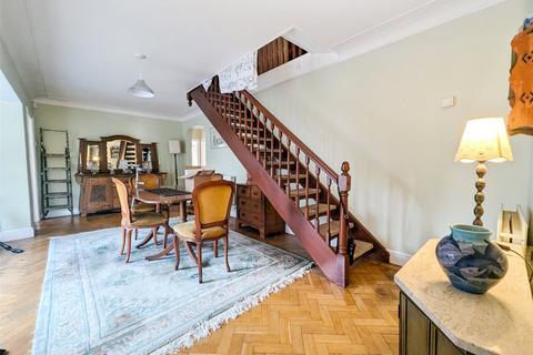17 Hill Crescent, Bexley, DA5 2DA
