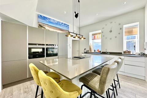 Larkrise North Morte Road, Mortehoe, Woolacombe, EX34 7EG